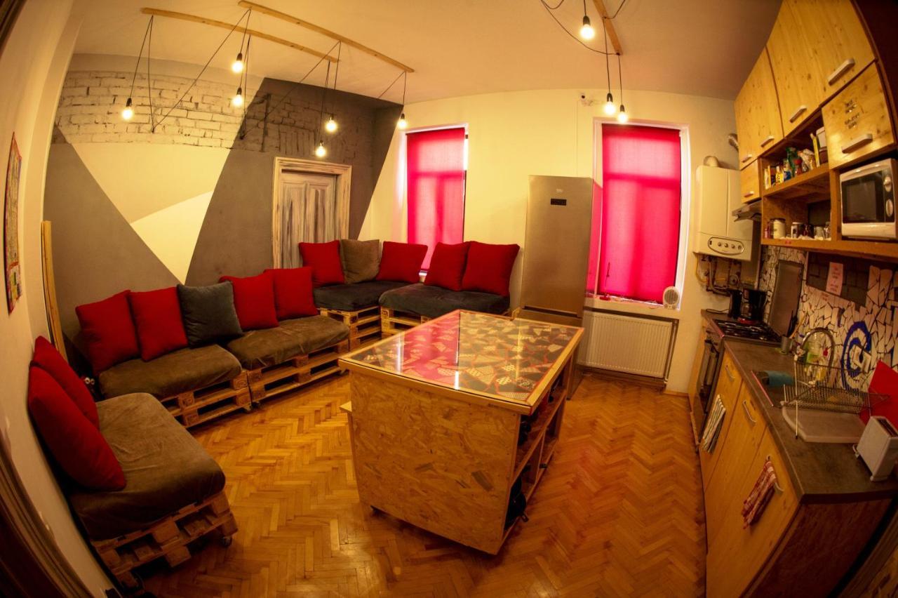 Hotel Cloud 9 Living Bucarest Esterno foto